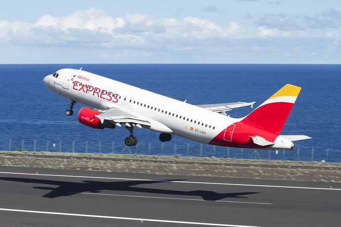 Iberia Express reinicia los vuelos entre Madrid y Menorca