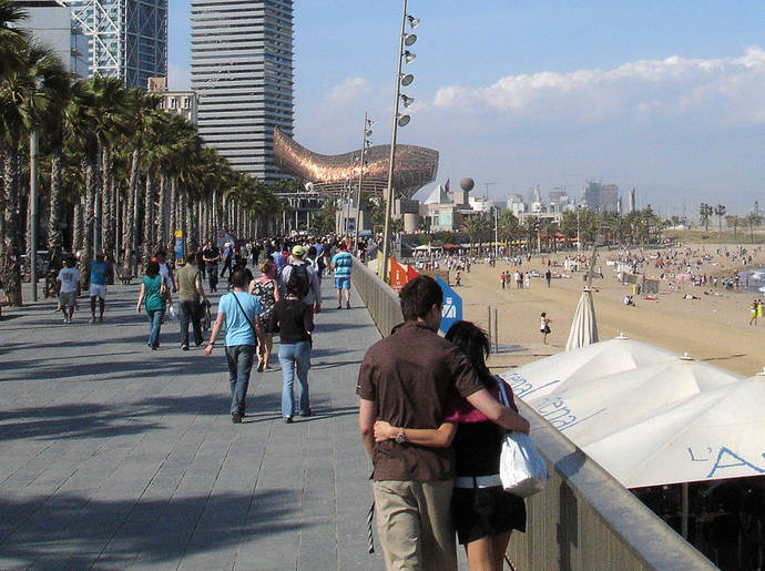 Paseo marítimo en Barcelona.