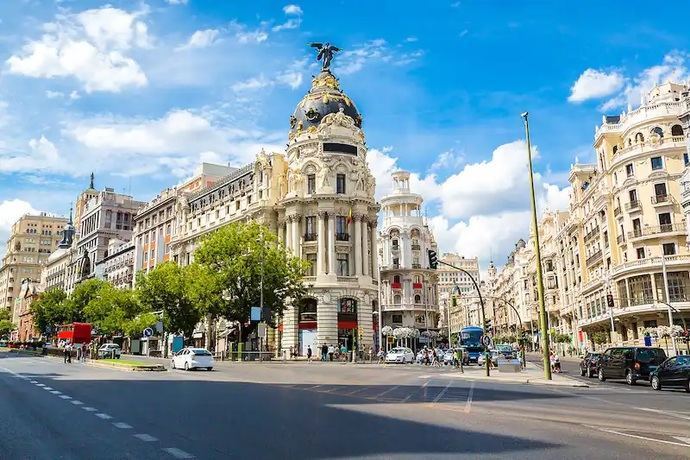 Sevilla, Madrid y Málaga, destinos más reservados para Semana Santa