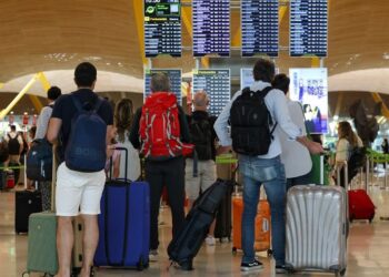 Los aeropuertos españoles registraron casi un 4% más de pasajeros en agosto