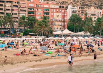 El 45% de los españoles ha gastado más en sus vacaciones de este año
