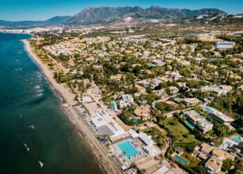 Marbella, San Sebastián e Ibiza, cerca de colgar el cartel de completo