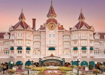 Tourmundial lanza nuevos paquetes con entradas a Disneyland Paris
