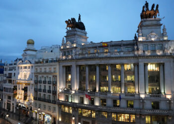 Madrid y Barcelona lideran el crecimiento de reservas hoteleras en Europa esta Navidad