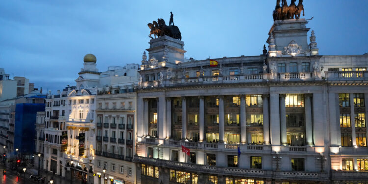 Exterior del Hotel Regina en el centro de Madrid.