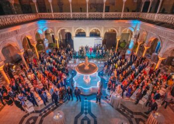 Triana Viajes reafirma su liderazgo en Andalucía con su 35º aniversario