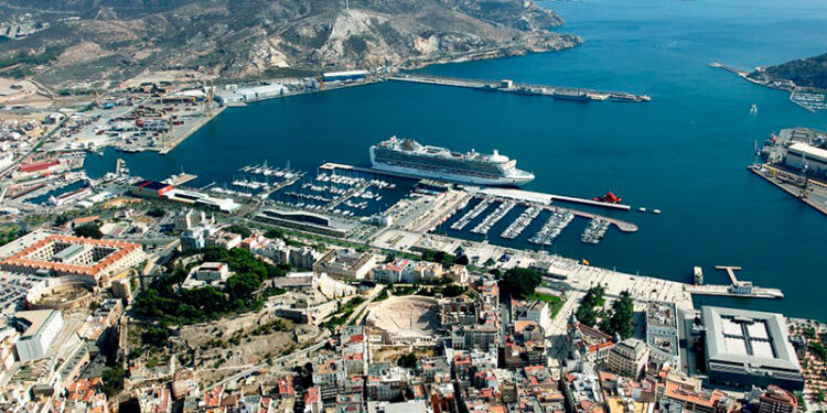 Cartagena acoge el XX Congreso de Hoteleros Españoles con más de 400 profesionales