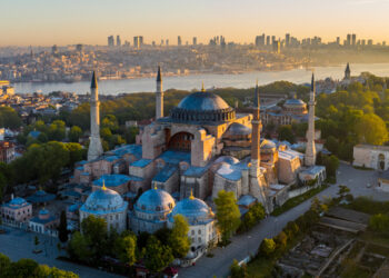 El Turismo español hacia Turquía creció casi un 17% hasta septiembre