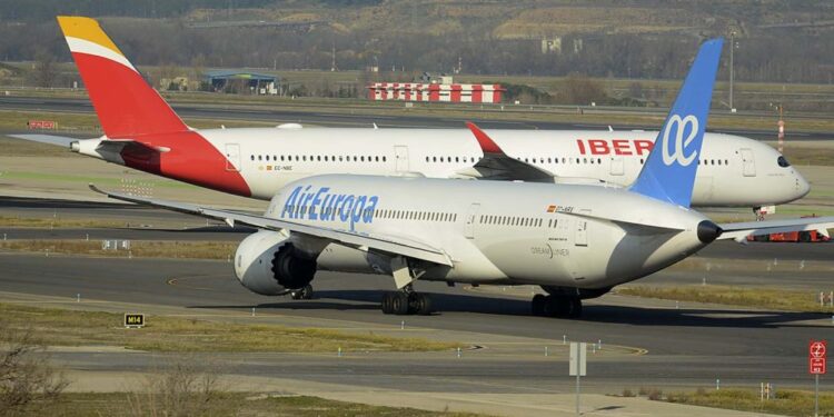 Aviones de Air Europa e Iberia.