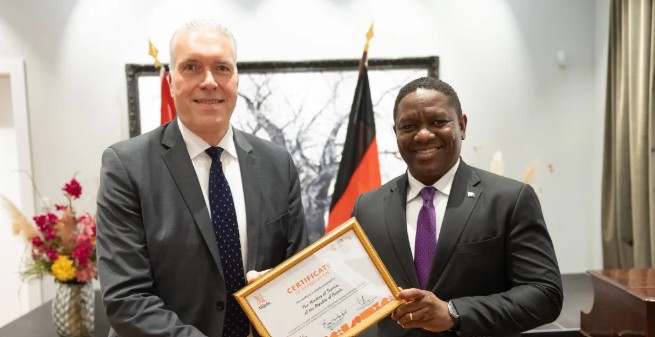 Presentación de la colaboración.