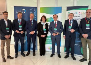 El puerto de Algeciras acoge a más de 100 profesionales en el Foro de Suncruise