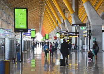 AENA advierte que congelar las tasas pondría en riesgo las inversiones previstas