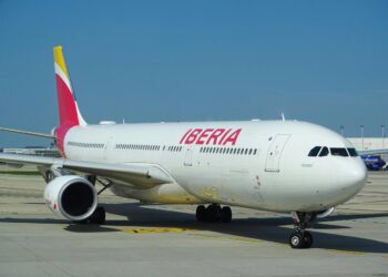 Las cancelaciones de vuelos a Venezuela se multiplican tras la alerta de riesgo de EE.UU.