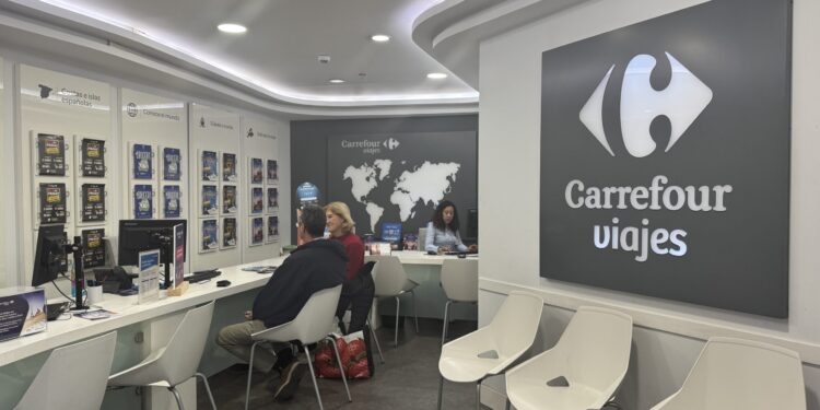 Oficina de Viajes Carrefour.