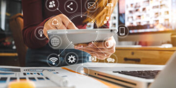 Destinos inteligentes: cómo la gestión del dato y la participación ciudadana redefinen el Turismo