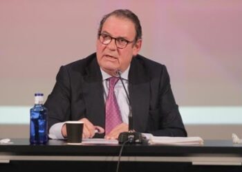 La Mesa del Turismo critica la «deriva unilateral» del Gobierno respecto a la UE