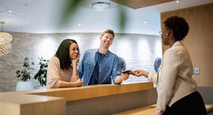 Recepción hotelera.