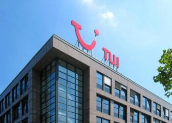 TUI Group mejora previsiones y eleva su Ebit subyacente casi un 13% en 2025