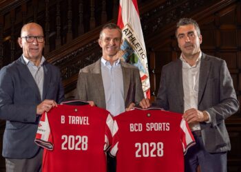 El Athletic Club renueva su alianza con BCD Sports y suma a B travel como patrocinador