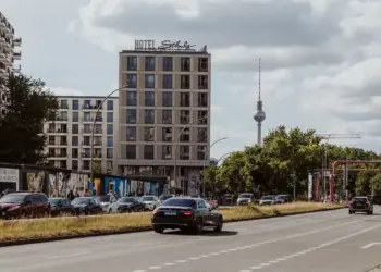 a&o Hostels refuerza su expansión en Europa con la adquisición de Schulz Hotels