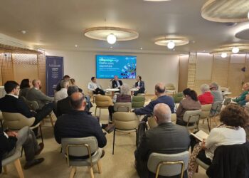 La AMTC celebra en Tías el segundo ‘Café con Expertos’ en pro del turismo sostenible