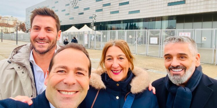 Equipo de Jumbo Tours.