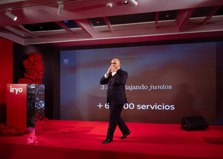 iryo celebra su tercer Red Night con más de 300 profesionales