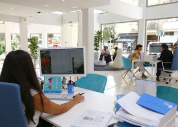 El empleo en agencias creció casi un 2% en noviembre hasta rozar los 70.000 afiliados