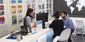 CEAV y Revolut se alían para modernizar la gestión financiera de las agencias