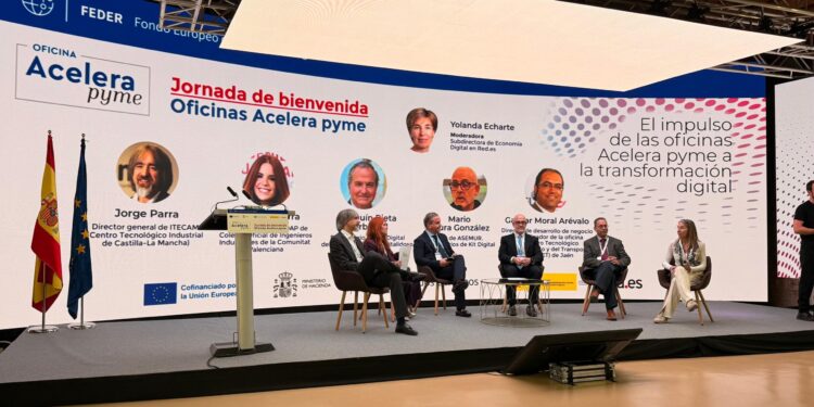 Entrega del reconocimiento.