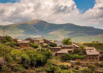 Airbnb destina 50 millones de euros a revitalizar la España rural