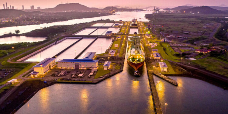 Canal de Panamá.