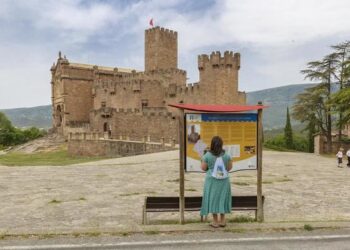 Navarra lleva a cabo mejoras junto al Castillo de Javier y en el camping de Urbasa