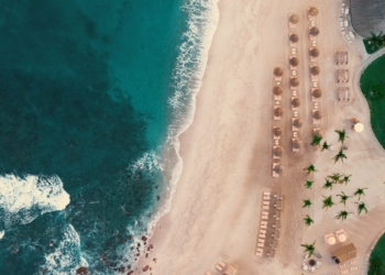 Four Seasons Punta Mita lanza Cuevas Club de Playa, nueva experiencia frente al mar