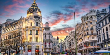 España y Francia: ¿Quién conseguirá el liderato turístico mundial?