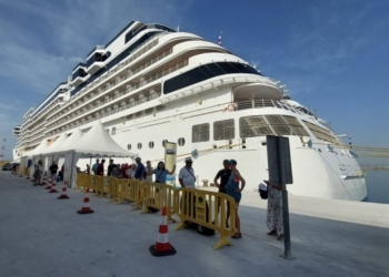 Turismo de cruceros: crecimiento sostenido, emisiones y saturación portuaria