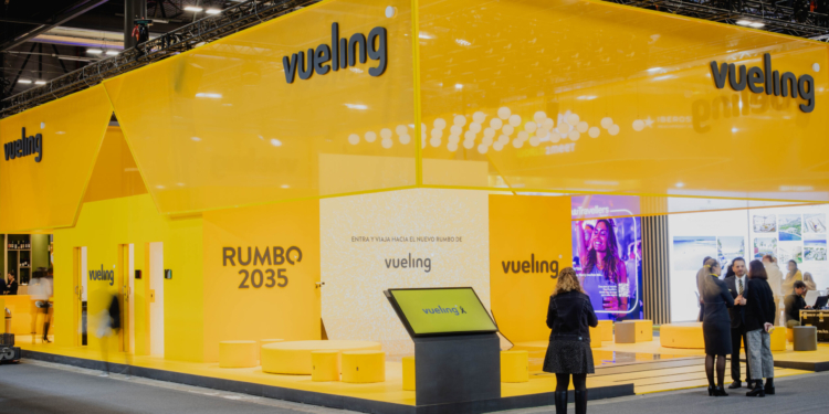 El stand de Vueling en FITUR.