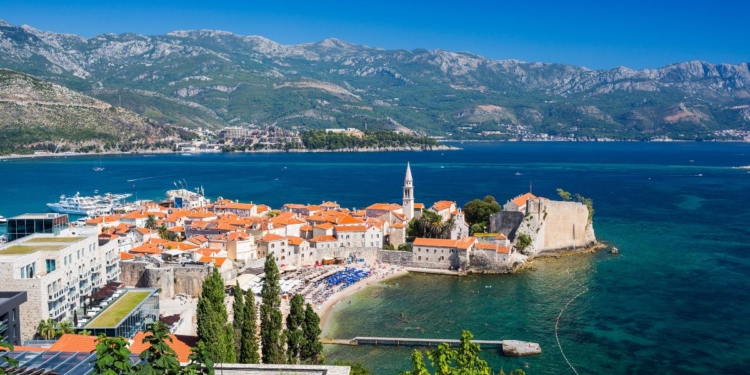 Destino en Montenegro.