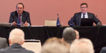 La Mesa del Turismo exige una rebaja temporal en las tarifas de la Alta Velocidad