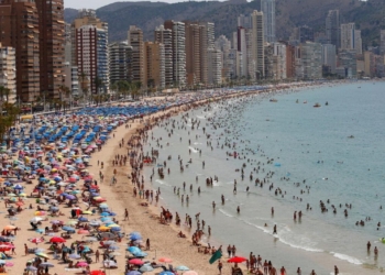 En 2025, el Turismo internacional en España alcanzó un récord histórico de 134.712 millones de euros en gasto