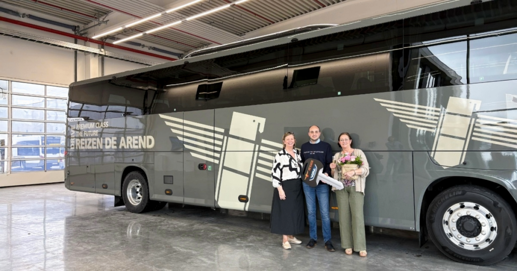 Autocar VDL Futura 3 presentado en Bélgica con Reizen De Arend