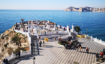 El hotel Villa Venecia conecta con los orígenes y el patrimonio de Benidorm