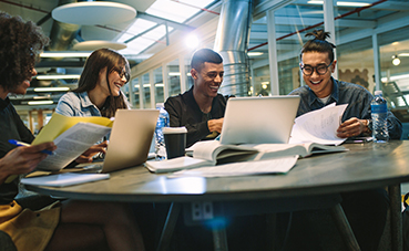 Meliá lanza un reto a universitarios para co-crear su estrategia social en Tik Tok