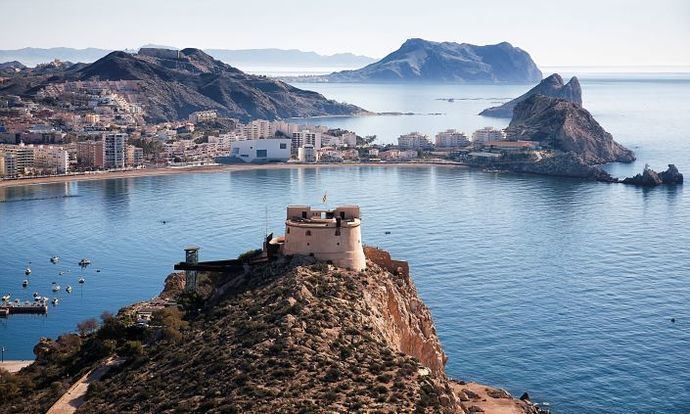 El uso del agua en el Sector Turístico sigue disminuyendo a medida que este crece