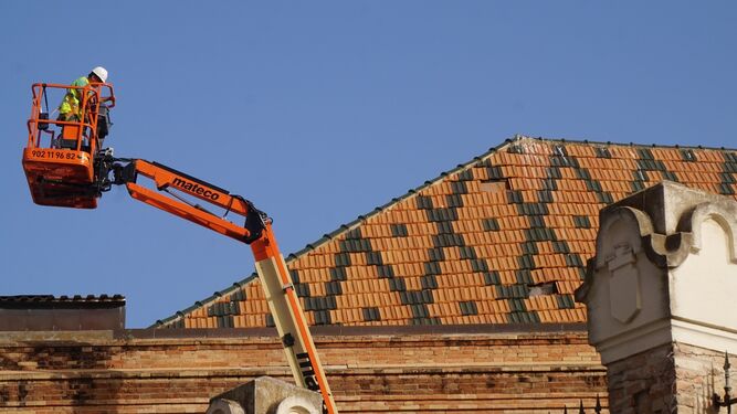 Obras en el Palacio de Congresos de Cádiz antes de la cumbre de la UE