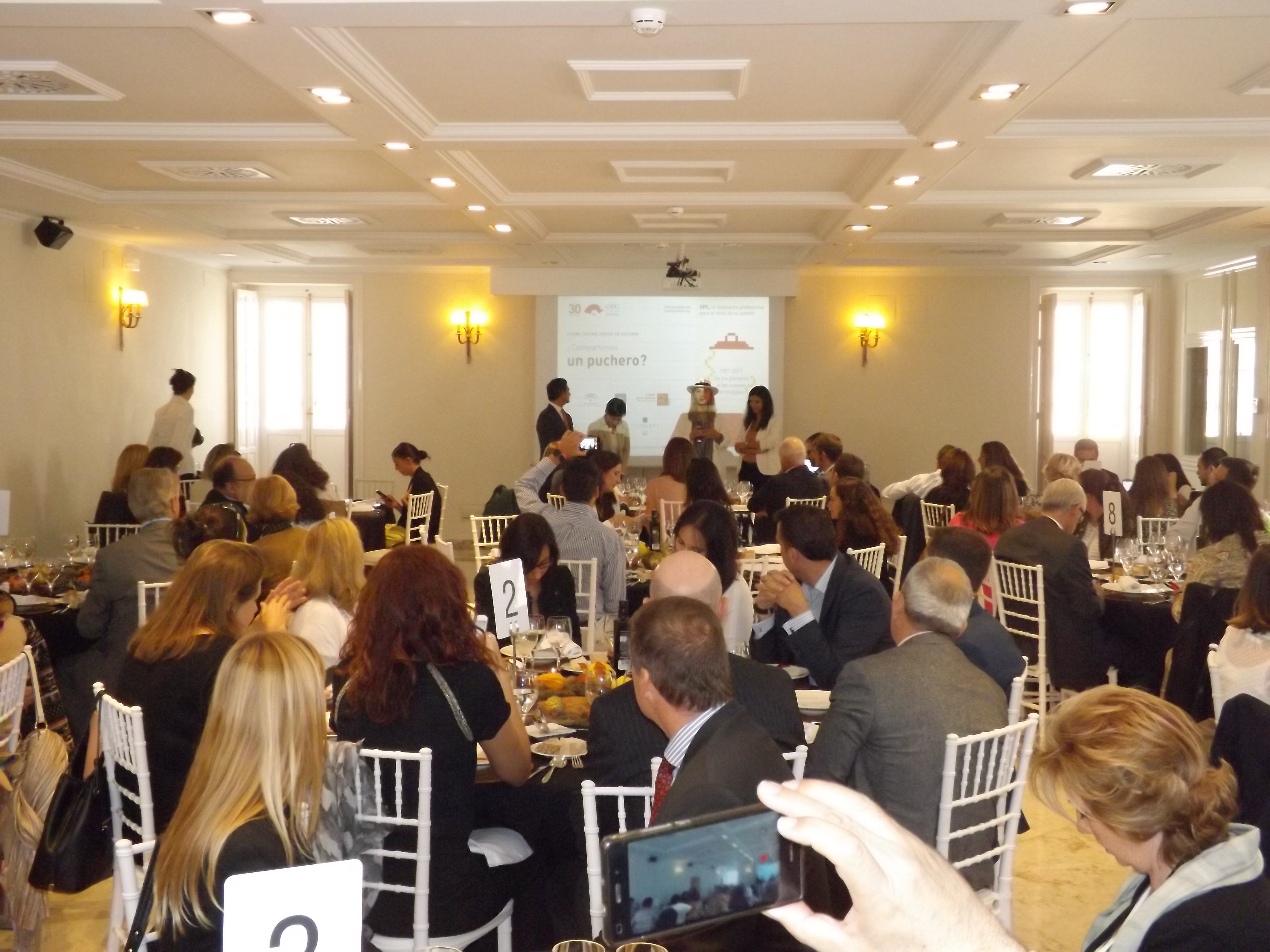 OPC España celebra su ‘puchero’ sobre datos y seguridad