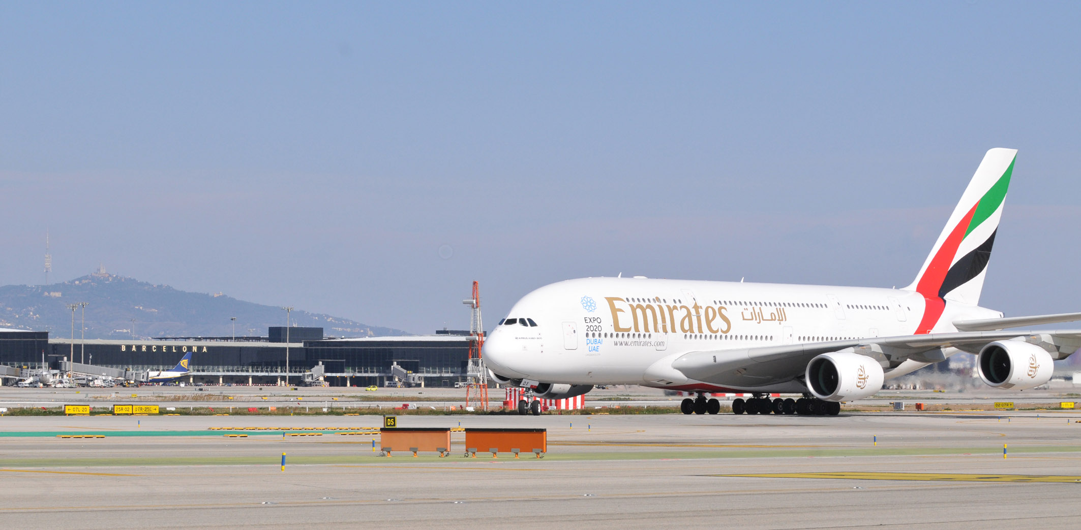 Emirates buscará tripulación de cabina en España
