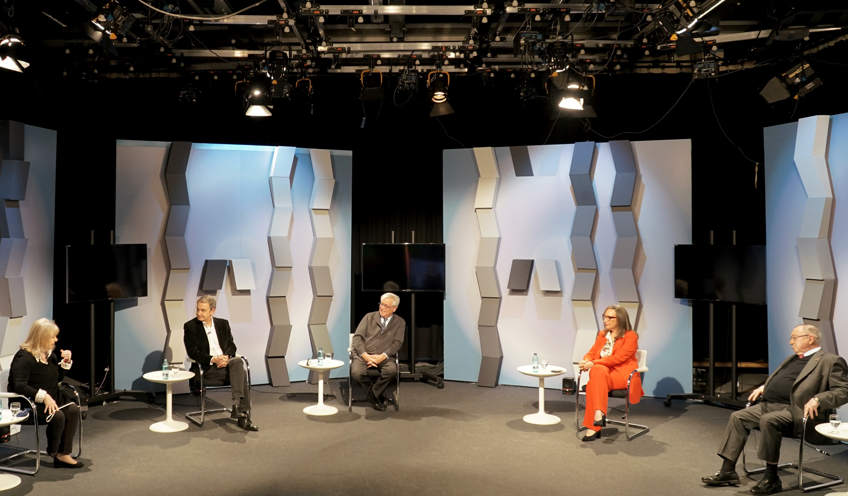 Zapatero, en la BWAW, habla de igualdad de género