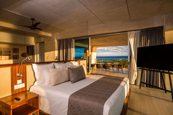 Hyatt Vivid debuta con el nuevo Hyatt Vivid Grand Island en Cancún