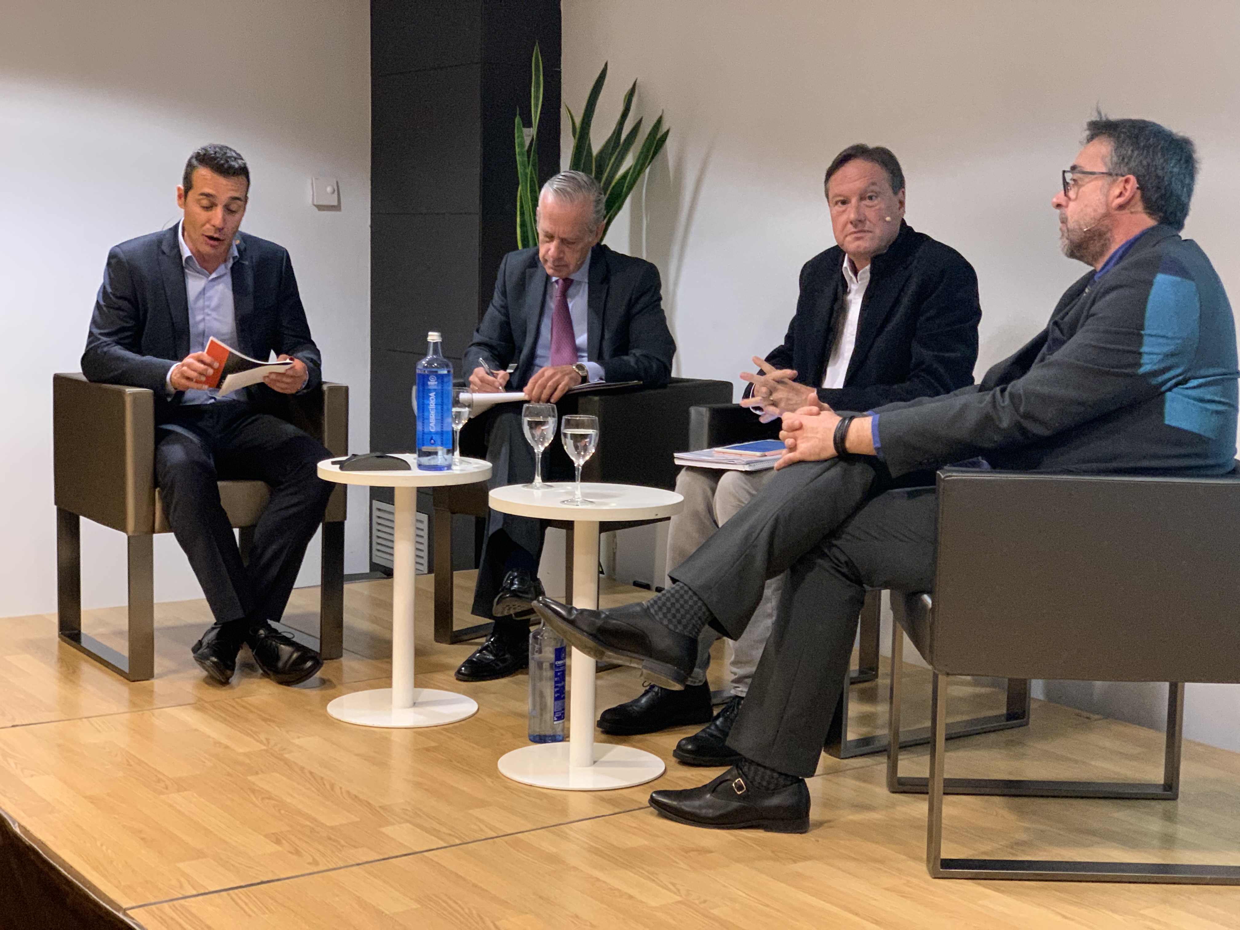 Jornada formativa de ACAVE sobre seguros de viaje